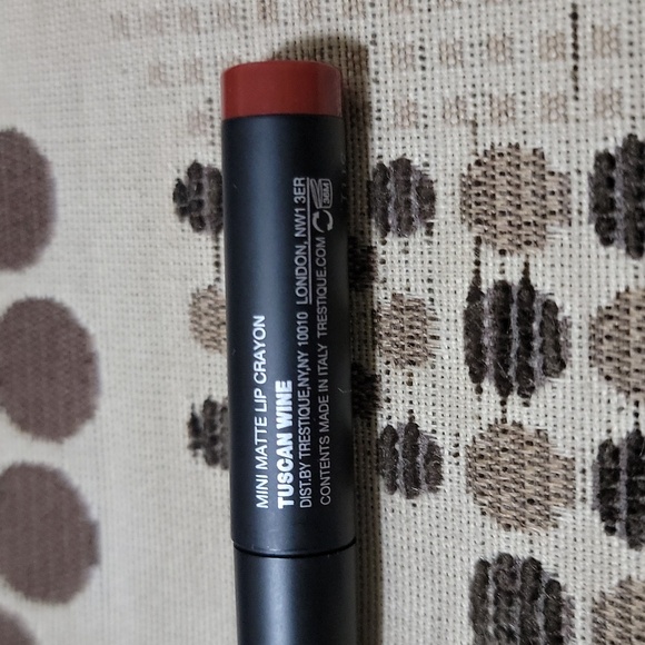 Trestique Mini Matte Lip Crayon in Tuscan Wine - Picture 2 of 3